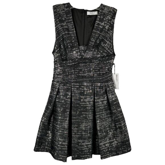 Bailey 44 Size 0 Dress Keep On Dreaming Metallic Silver‎ Gray Sequins NWT 1458